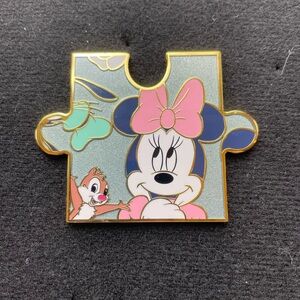 PALM Disney Minnie Mouse Puzzle Piece Pin